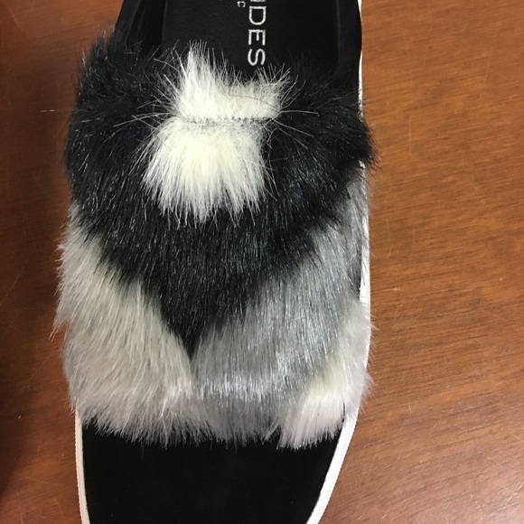 $150 J/Slides NY Alexi Suede Faux Fur Fashion Platform Sneaker Shoes - Picture 6 of 7